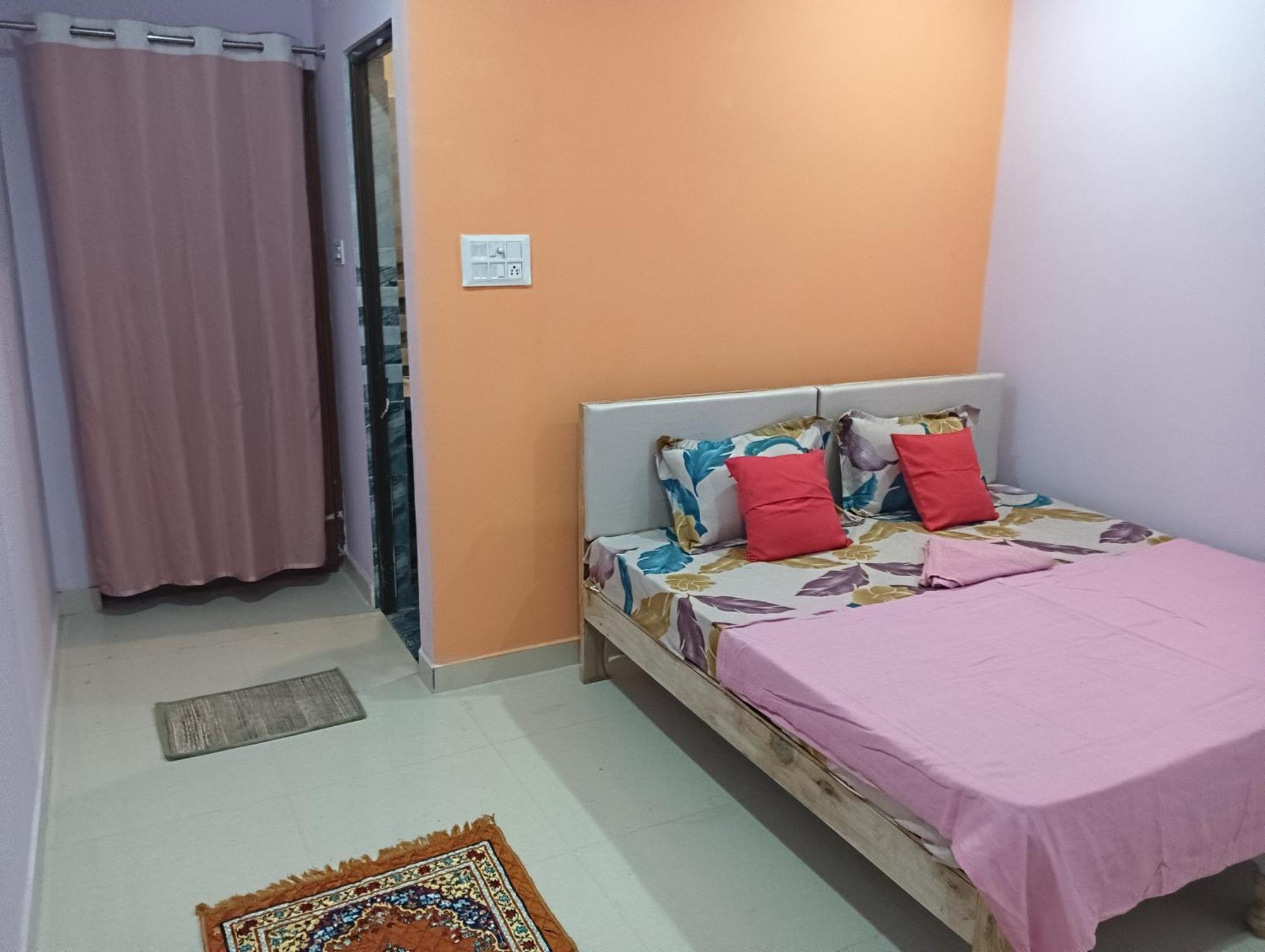 Kedar Guest House Ayodhya Екстериор снимка